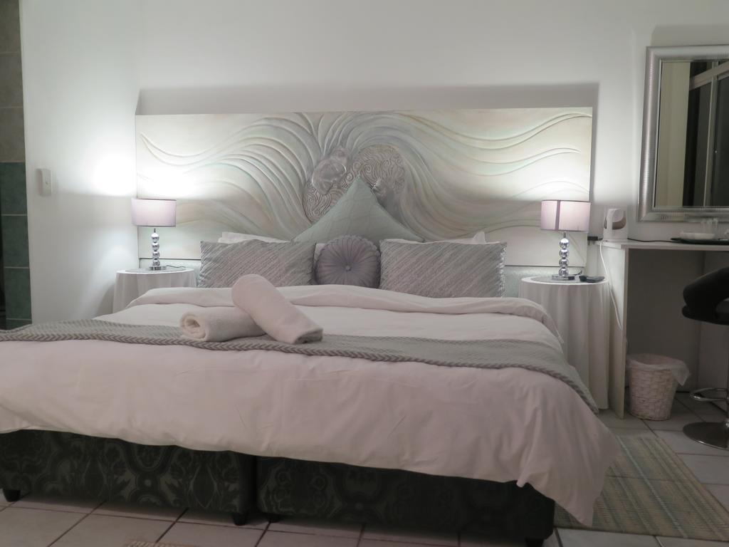 Hotel Bread&Barrel Palazzo Blouberg Bloubergstrand Esterno foto