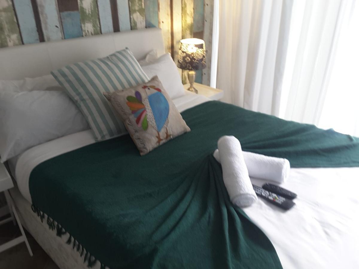 Hotel Bread&Barrel Palazzo Blouberg Bloubergstrand Esterno foto
