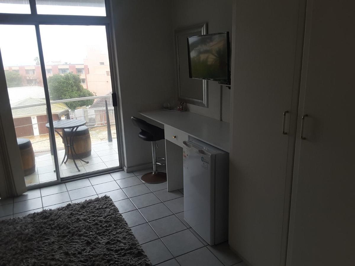 Hotel Bread&Barrel Palazzo Blouberg Bloubergstrand Esterno foto